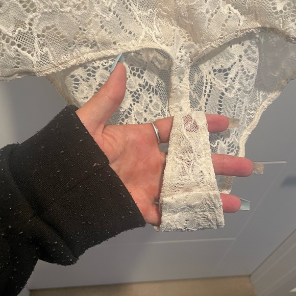 NWOT Free People X  Intimately FP Lace Night Rhythm Bodysuit Ecru White M - Picture 9 of 9